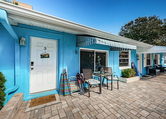 Blue Water Beachside 3 *