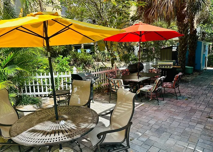 Apartment Blue Water Beachside 3 *